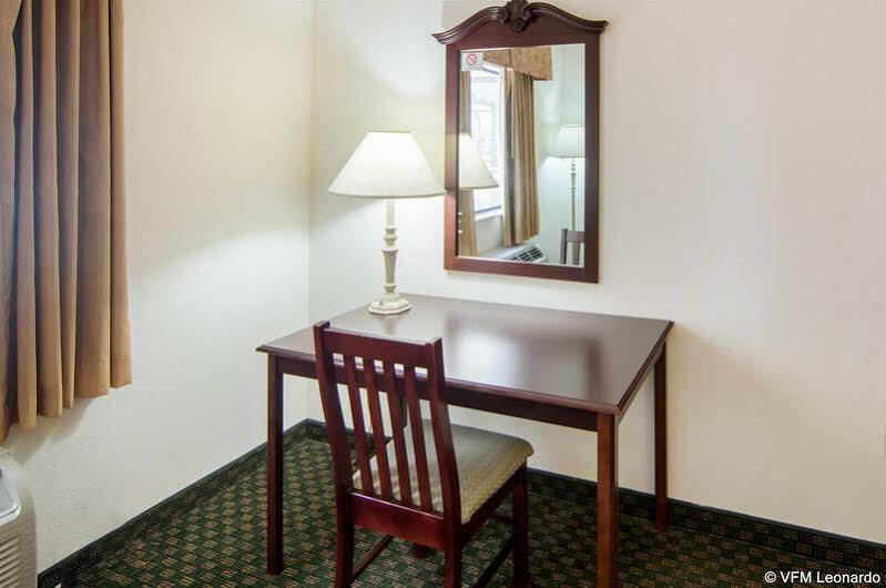 Econo Lodge Weatherford Dış mekan fotoğraf